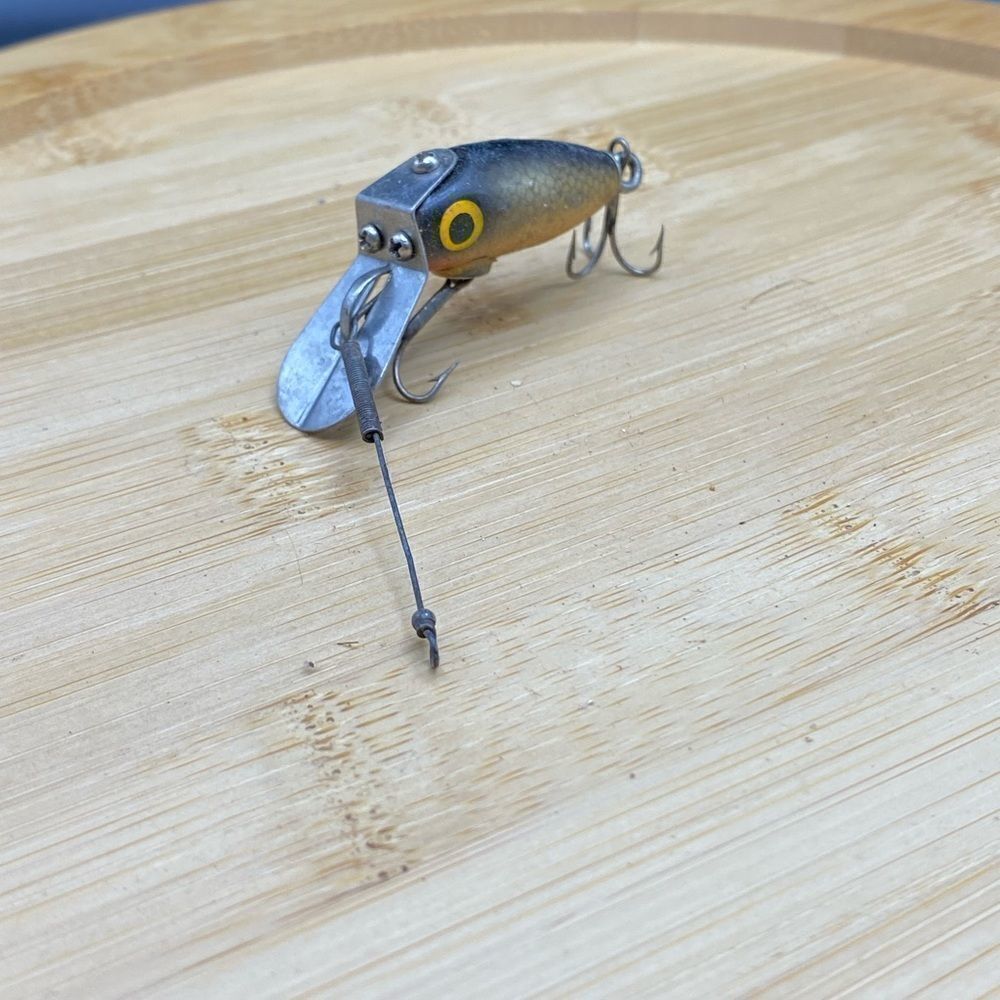 Vintage deep diver fishing lure